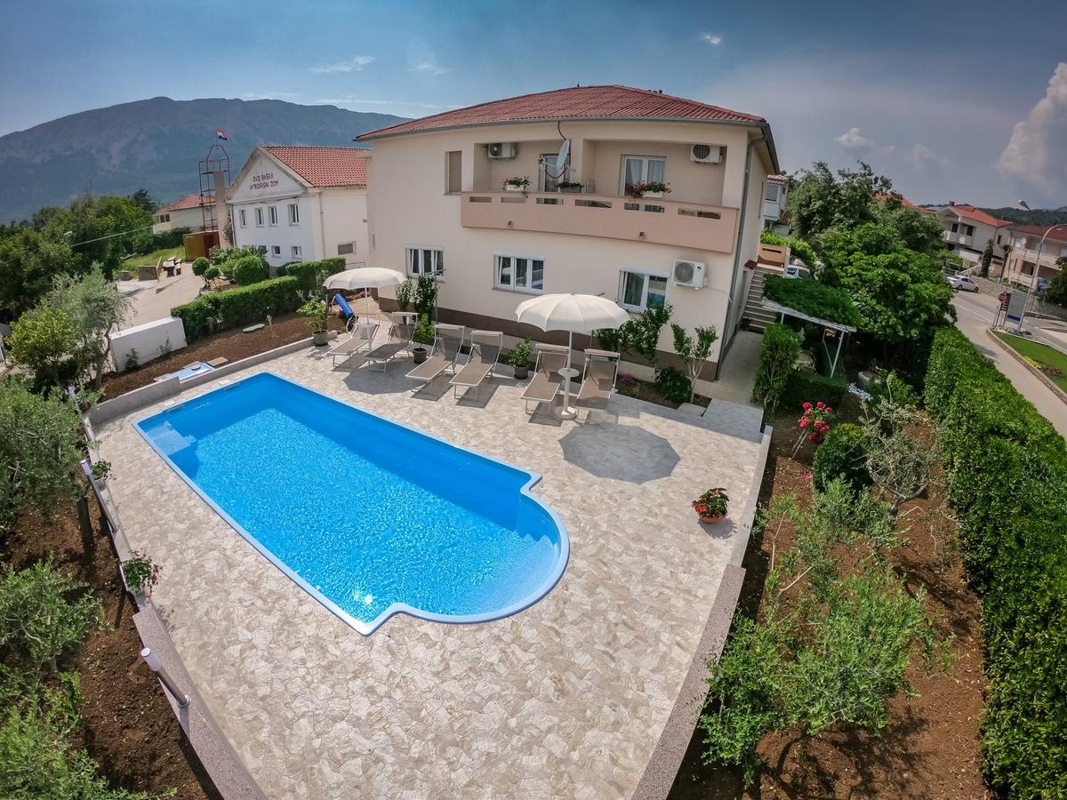 Meri Baska  Exterior photo